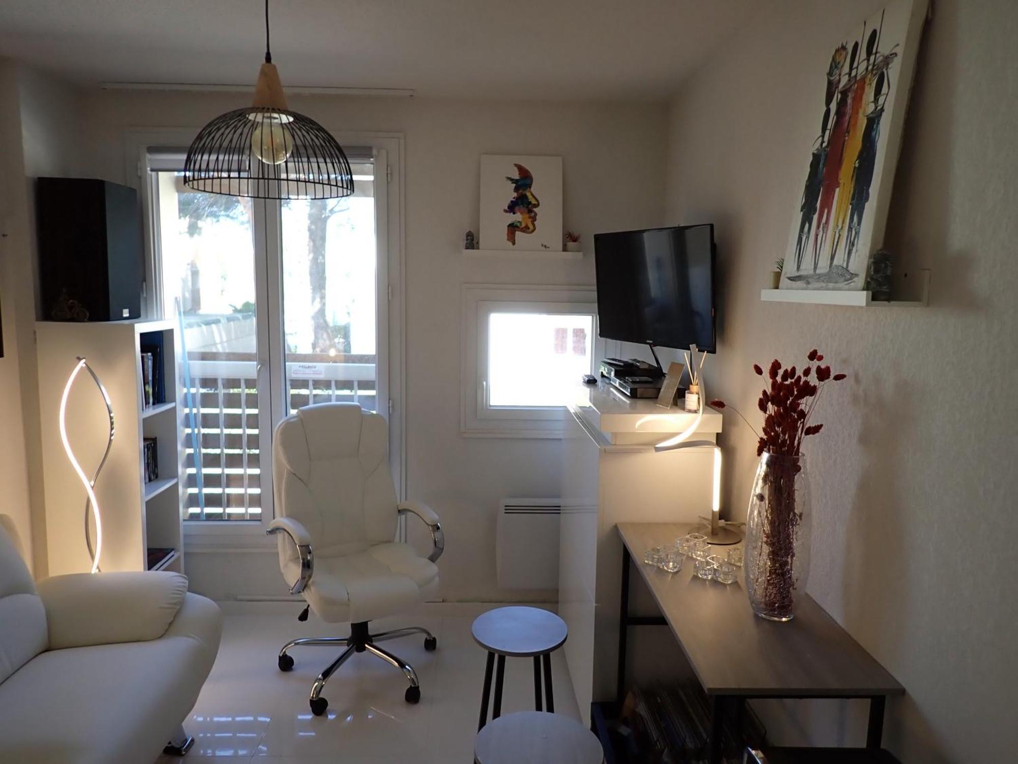Suite 1 Chambre, 1 Sejour, Climatise, Piscines, 400M De La Mer Ла-Лонд-ле-Мор Екстер'єр фото